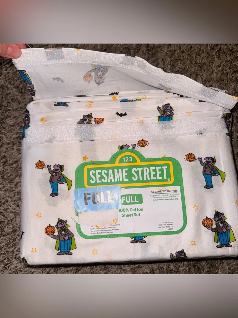 Sesame Street White Halloween Vampire Print Kids Sheet Set
